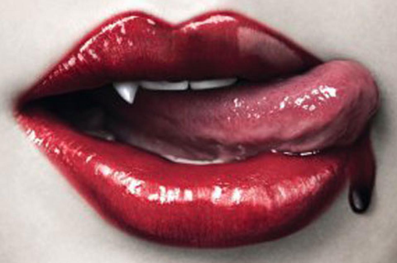 TRUE BLOOD krv