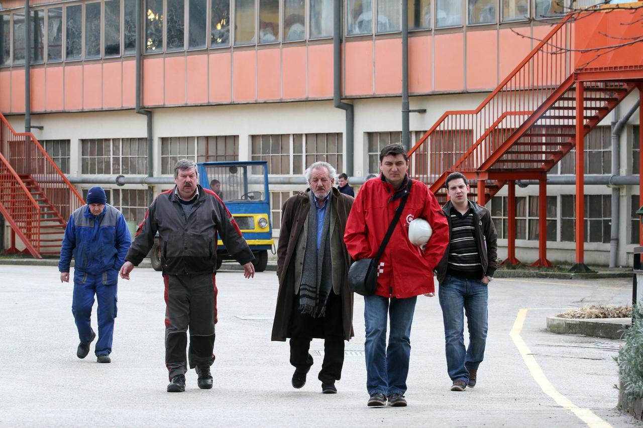 25.02.2015., Rijeka - Radnici Motora i dizalica tvornice u krugu brodogradilista 3. maj u strajku. Vedran Dragicevic, Juraj Soljic i Bosiljka Zlojutro. Photo: Goran Kovacic/PIXSELL