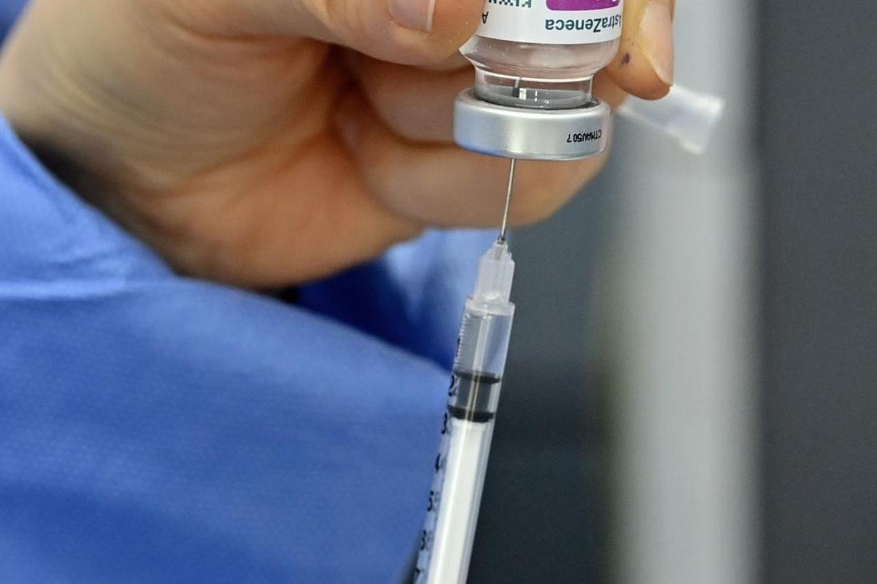 South Korea kicks off COVID-19 vaccination campaign