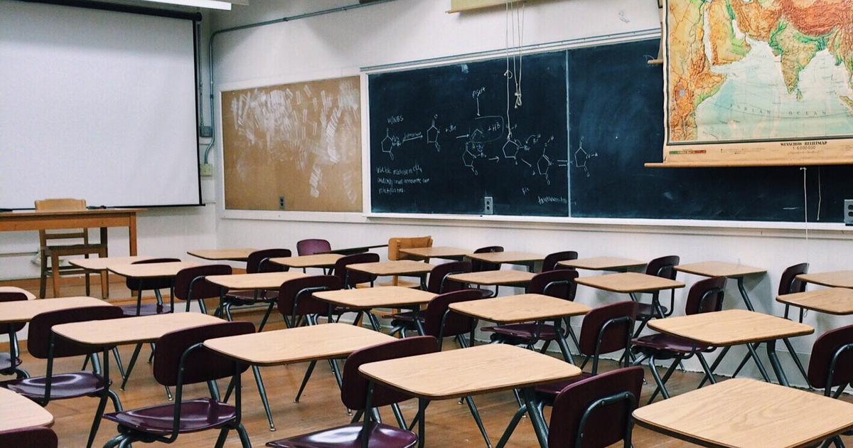 Stotine učenica i mladih prosvjedovalo u Beču protiv zabrane nošenja hidžaba u školama, za djevojčice mlađe od 14 godina