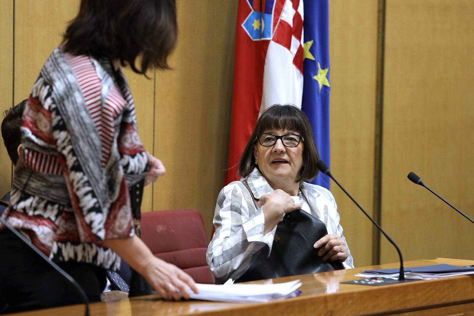 Zdravka Bušić - šefica Odbora za  
Hrvate izvan RH i državna tajnica 
u Ministarstvu vanjskih poslova