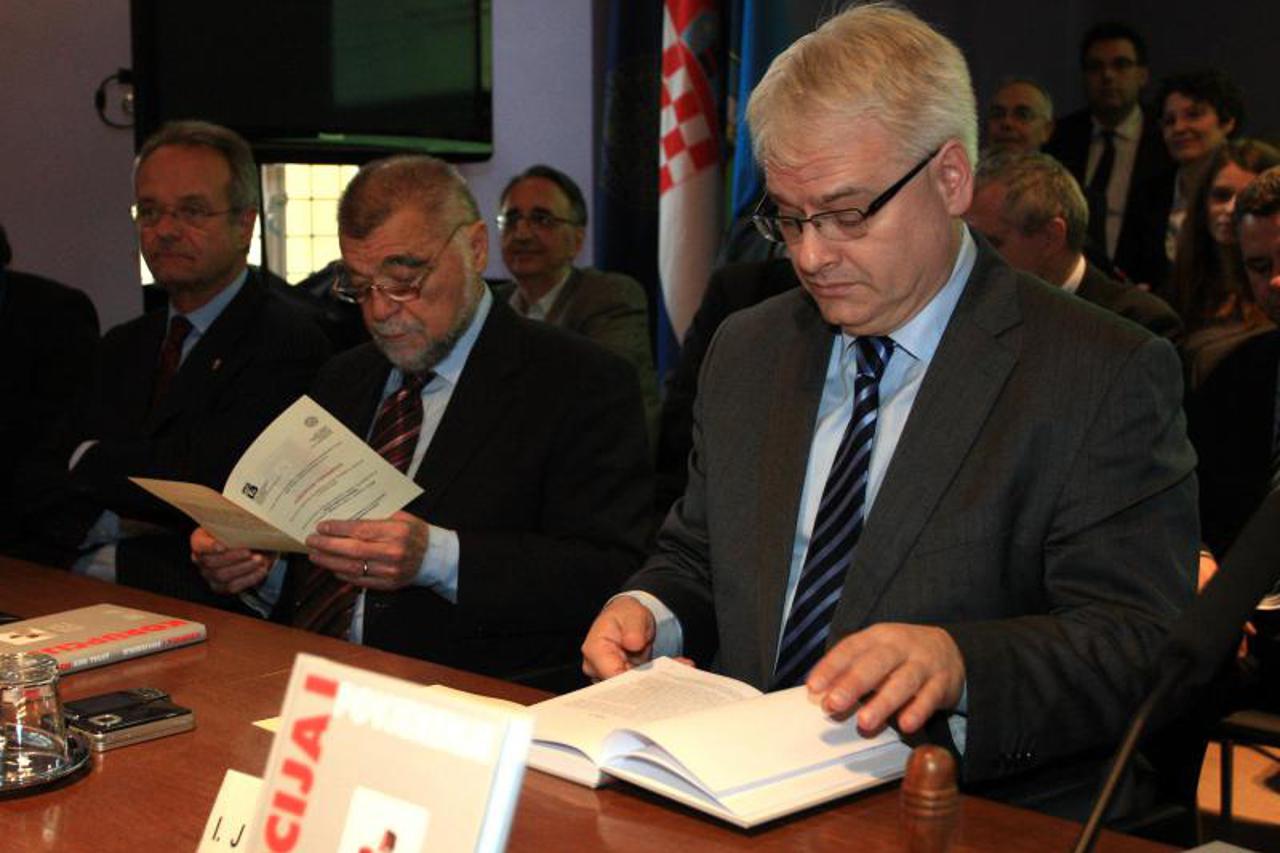 josipović, mesić