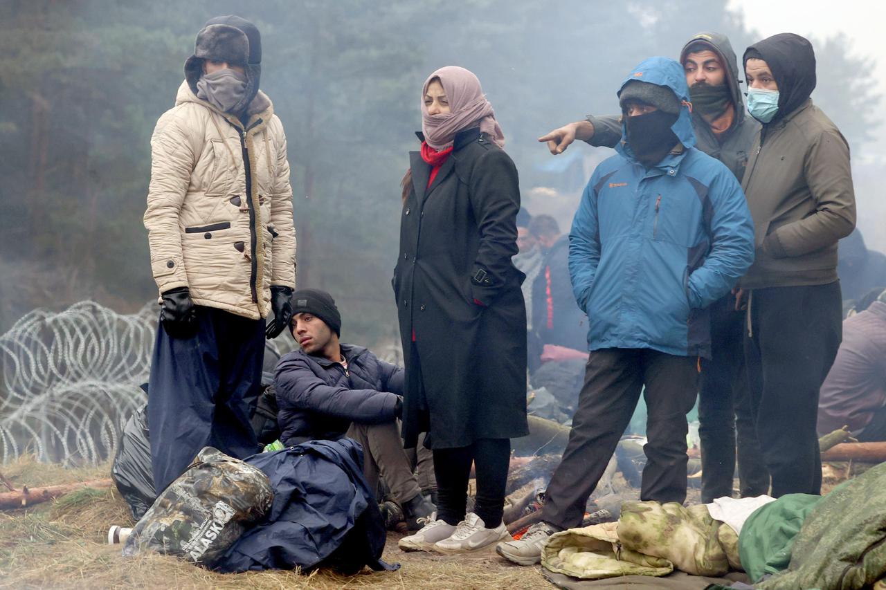 Migrants on Belarusian-Polish border