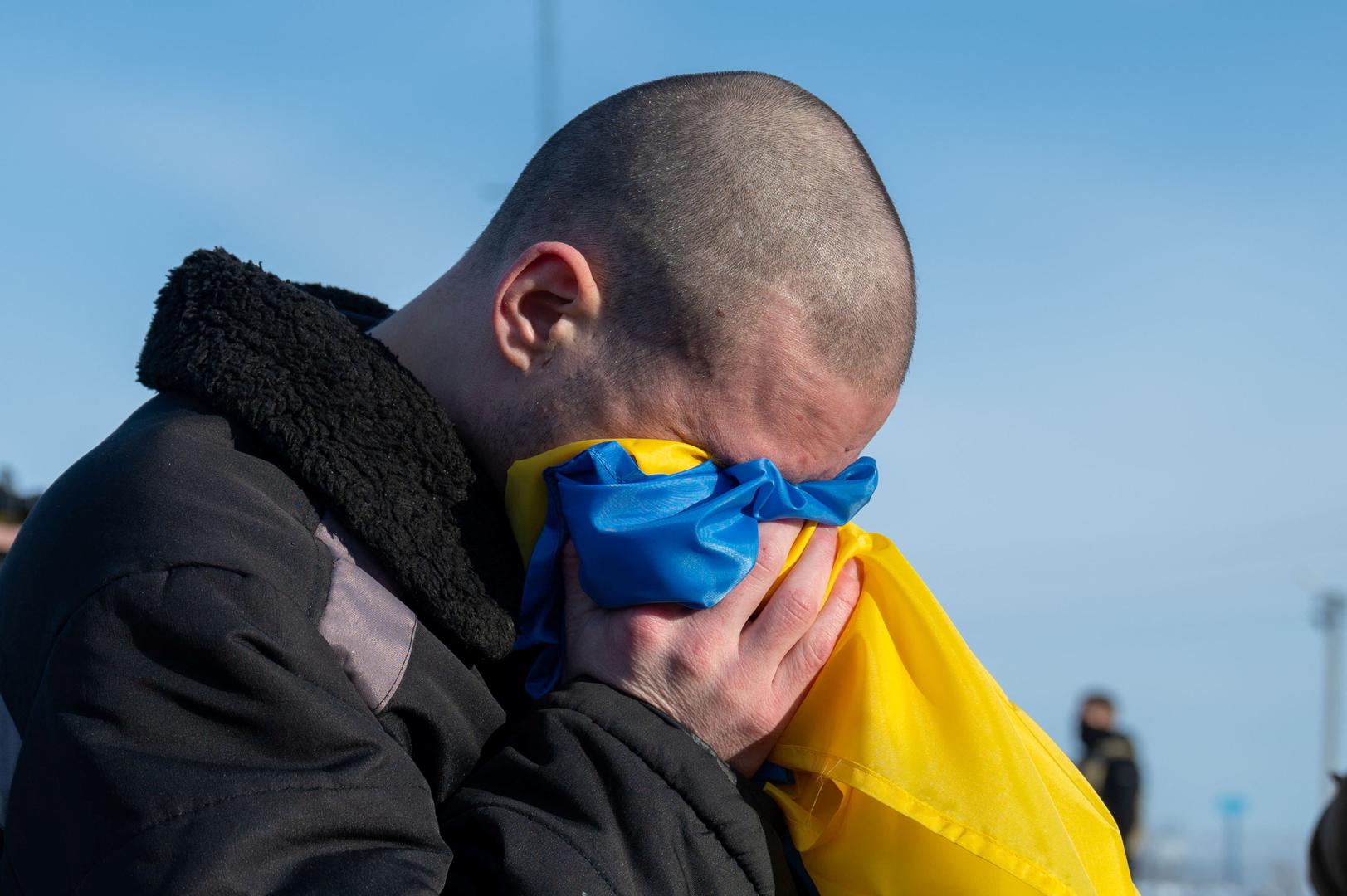 Ukupno 207 zarobljenih ukrajinskih vojnika vratilo se kući nakon dogovora s Rusijom o razmjeni zarobljenika, rekao je u srijedu predsjednik Volodimir Zelenskij.
