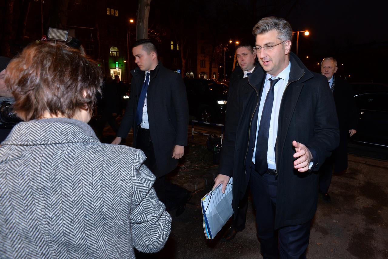 Zagreb: Sjednica Predsjedništva HDZ-a i Nacionalnog vijeća HDZ-a