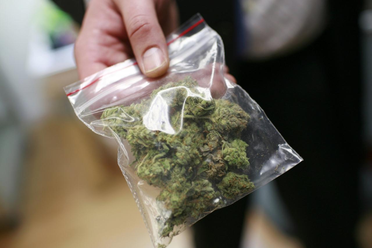 trava, marihuana