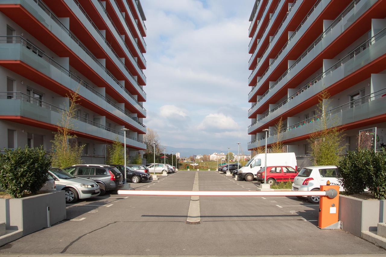 Zagreb: Iz podzemne garaže u ulici Karla Metikoša tijekom godine je ukradeno sedam automobila