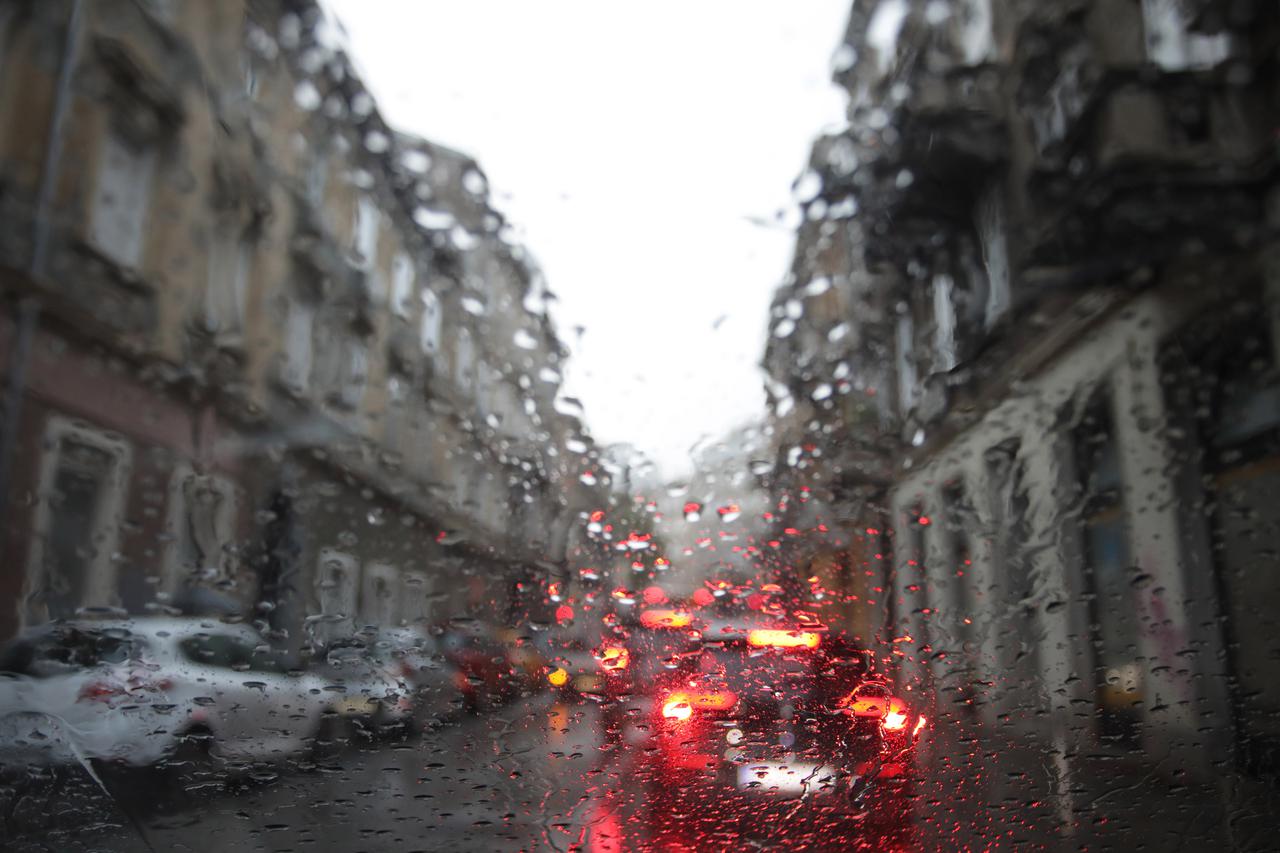 Rijeka: KIšni dan u centru grada