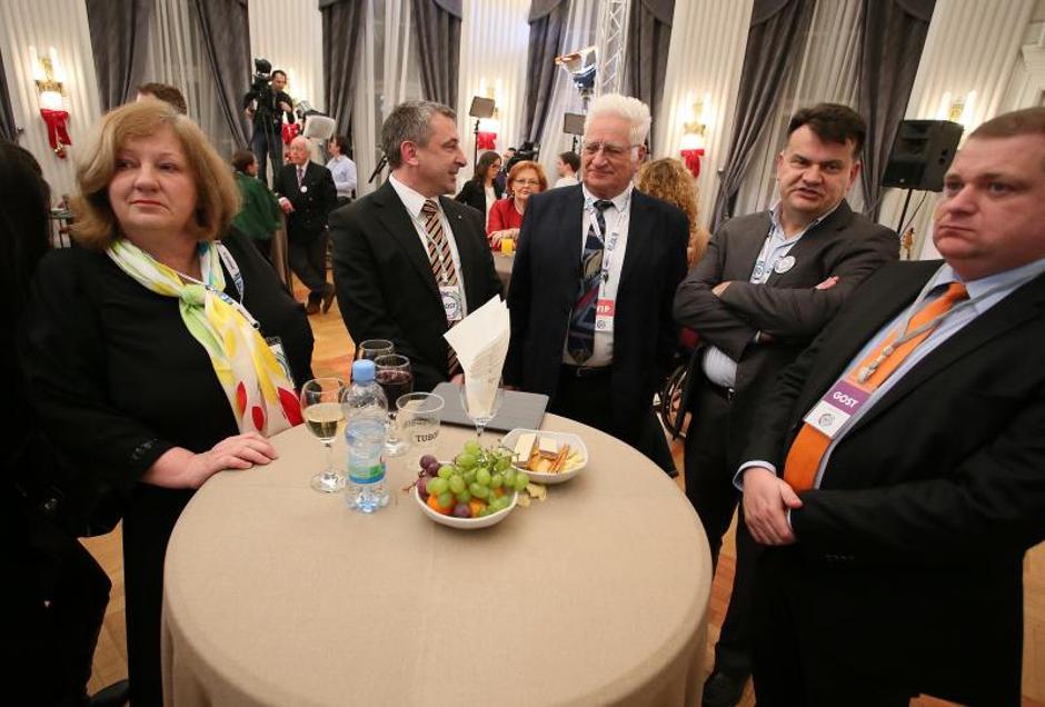 Ivo Josipović,stožer