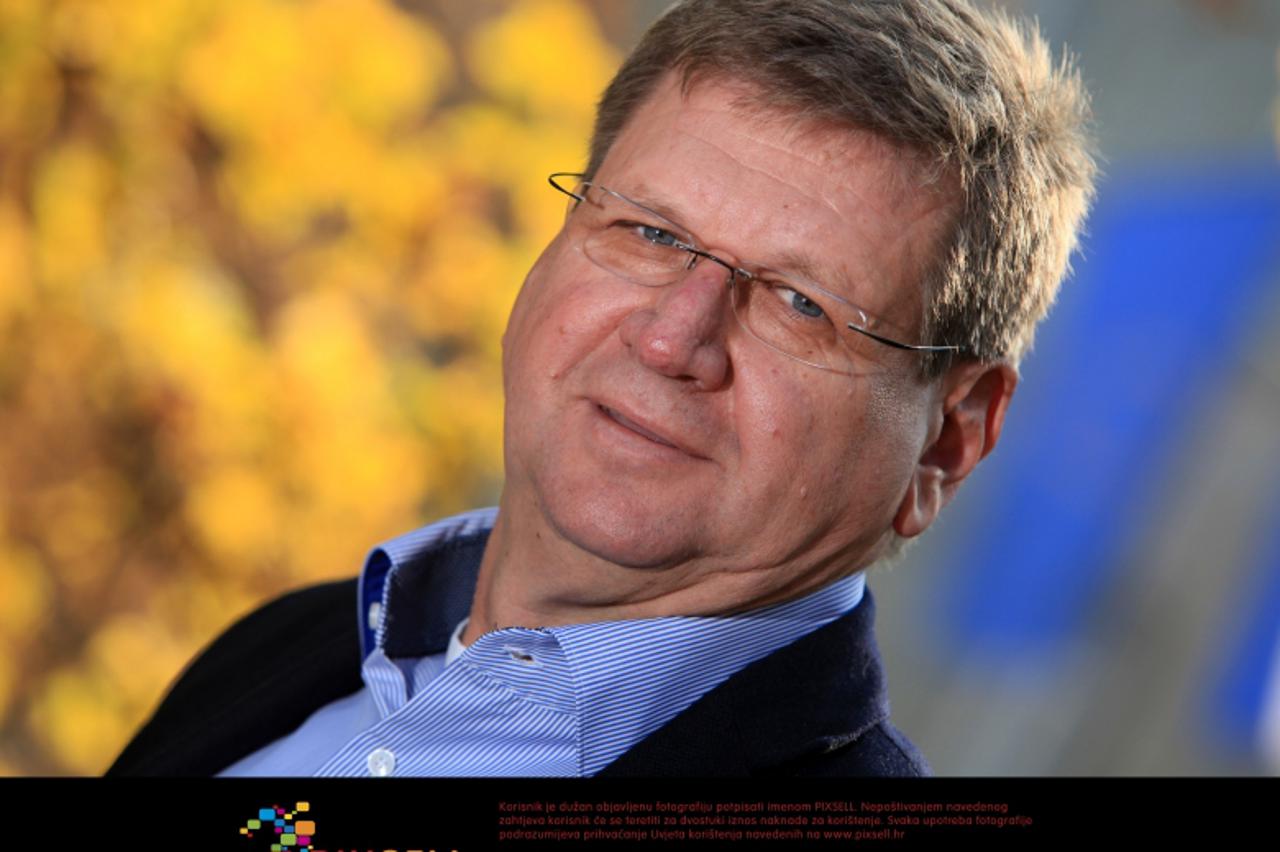 \'13.11.2011., Zagreb - Dr. Mirando Mrsic, saborski zastupnik SDP-a. Photo: Robert Anic/PIXSELL\'