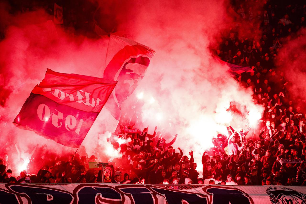 Atmosfera na Poljudu tijekom utakmice između Hajduka i Osijeka