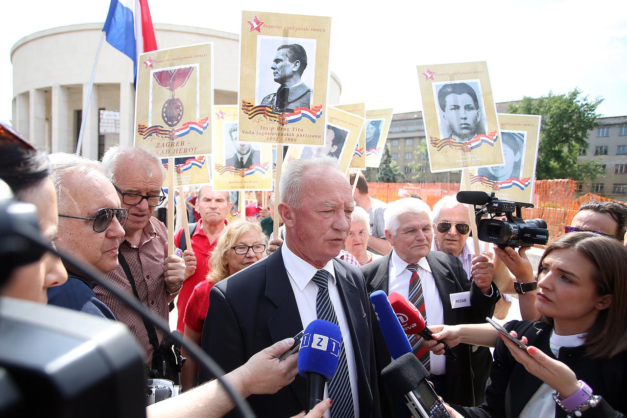 Po prvi puta u Zagrebu održan je mimohod Besmrtni partizanski odred