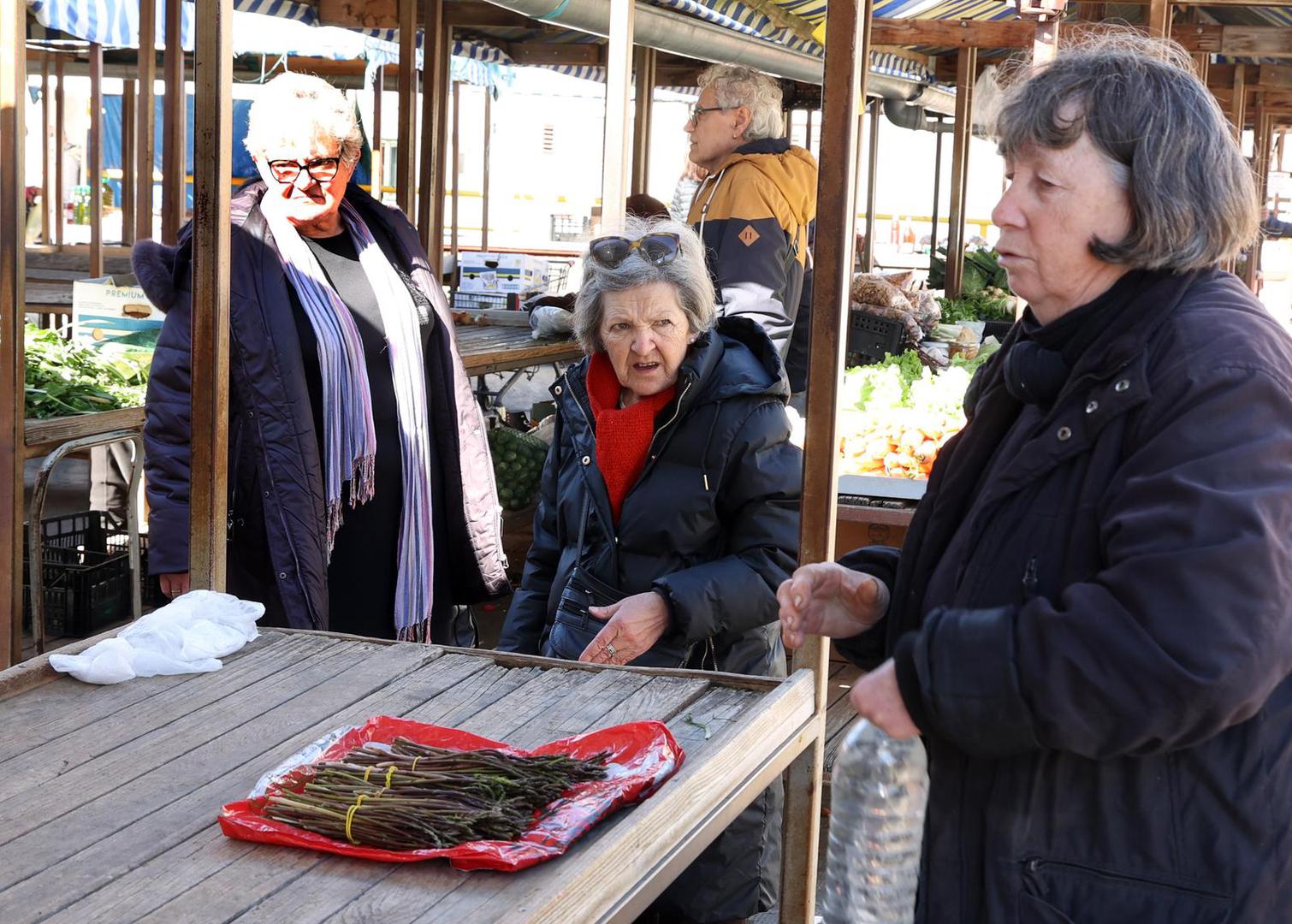 Zato, ukoliko nemate šparoge u blizini ili nemate dozvolu, najpametnije se uputiti na lokalnu tržnicu