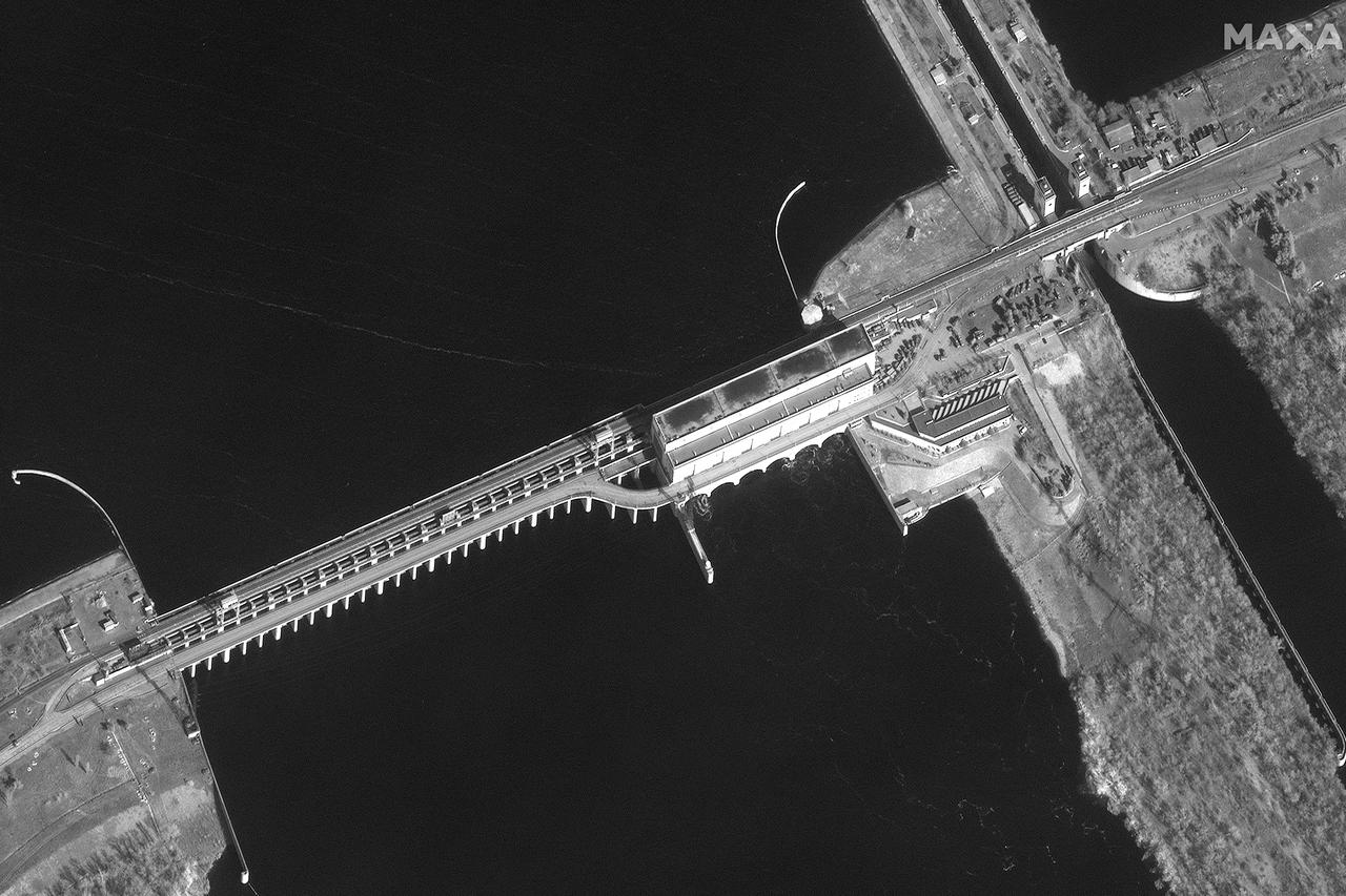 Satellite imagery shows Kakhovka hydroelectric dam in Nova Kakhovka