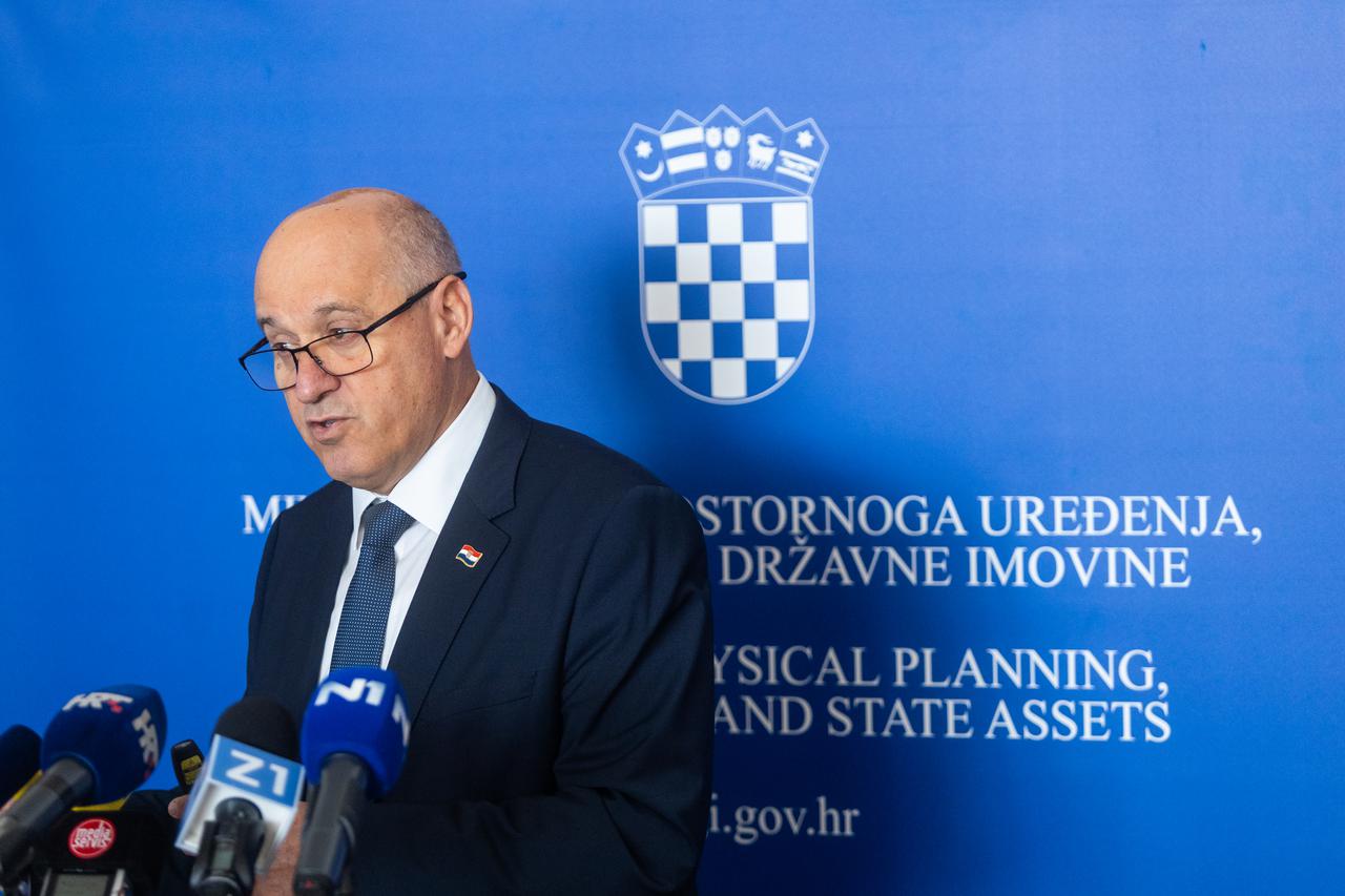 Zagreb: Branko Bačić predstavio analizu primljenih zahtjeva za povrta poreza za kupnji ili gradnju orve stambene nekretnine 