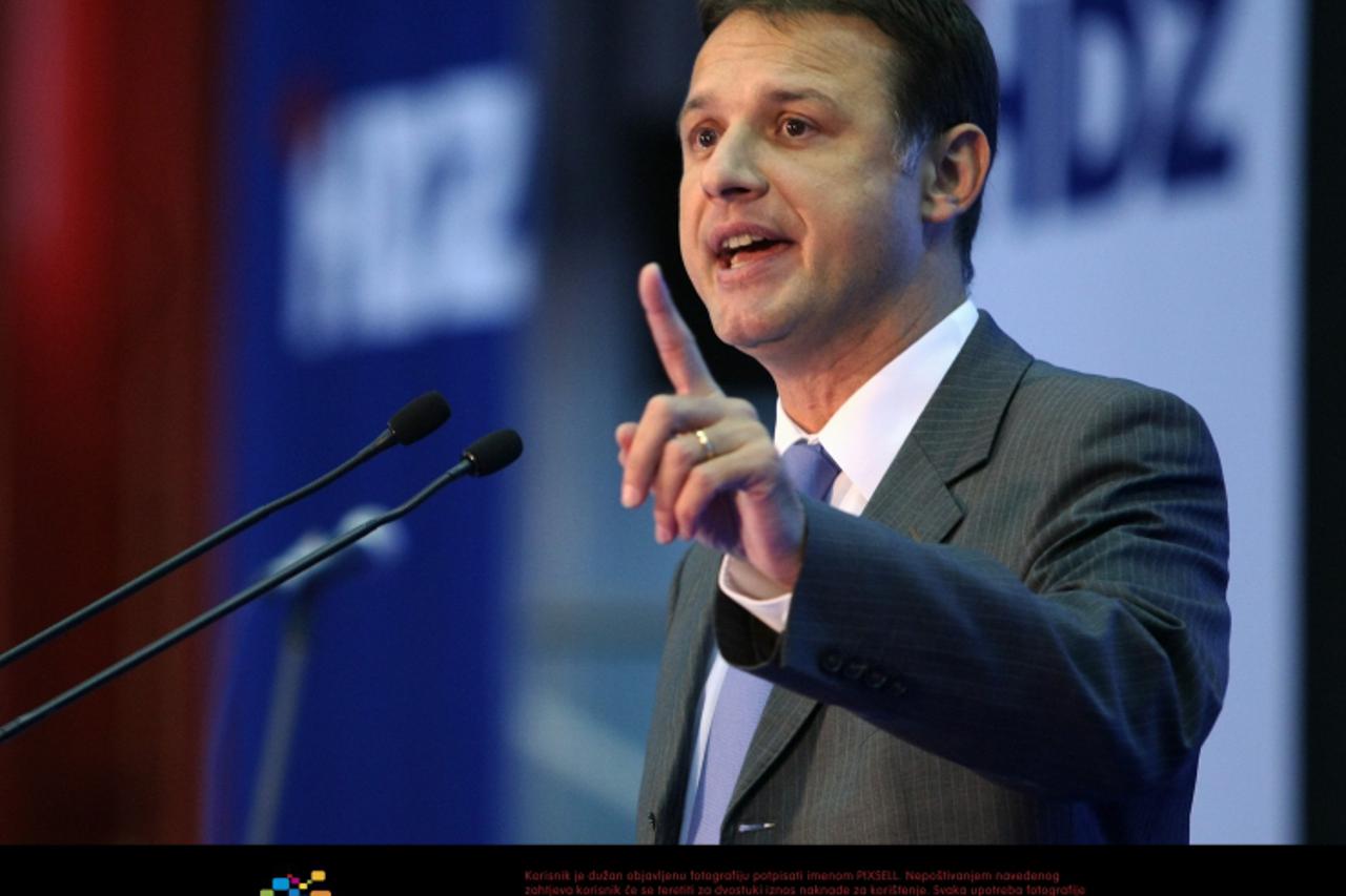 '23.10.2011., Trg Kresimira Cosica 11, Zagreb - Sabor Hrvatske demokratske zajednice I. izborne jedinice u Maloj dvorani Doma sportova. Gordan Jandrokovic, potpredsjednik Vlade Republike Hrvatske i mi