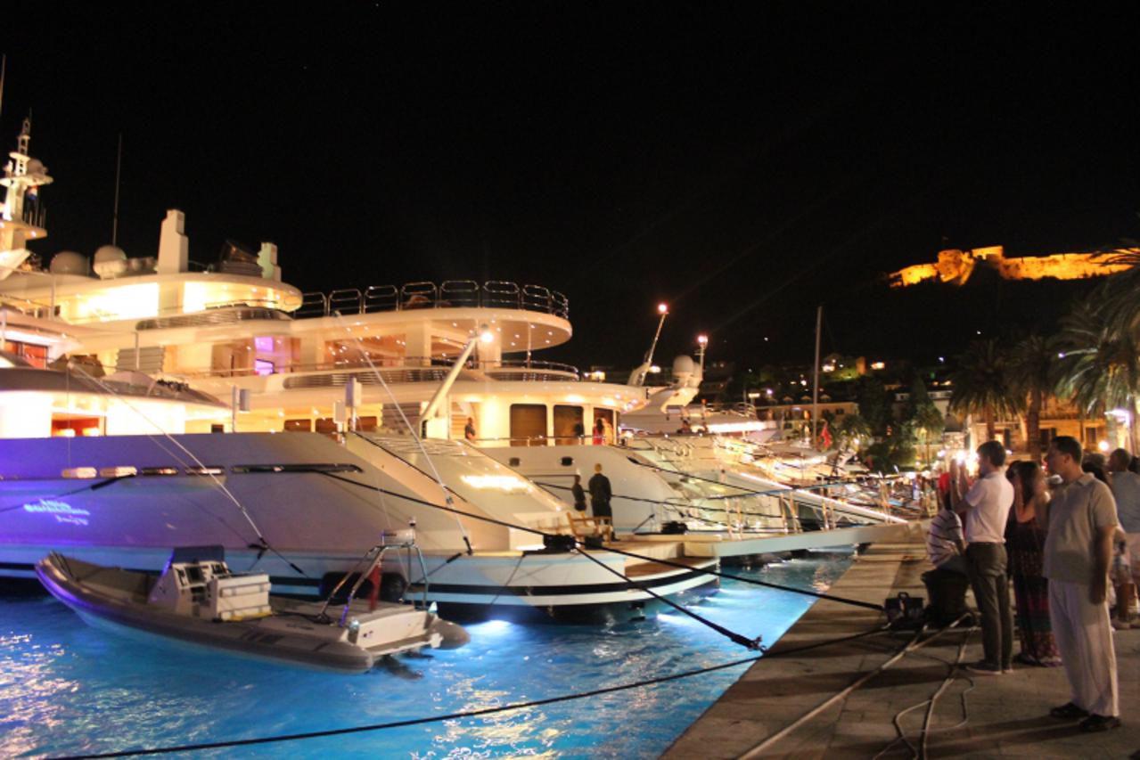 \'hvar3_nnn_unu_090811\'