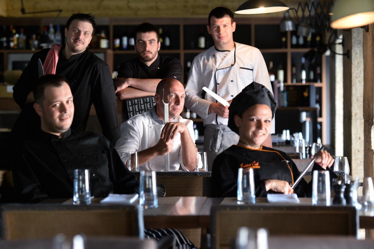 05.05.2015., Zagreb - Gradska kavana  pod novim imenom - Johann Franck. Mate Jankovic glavni je kuhar u Gradskoj kavani. Photo: Marko Lukunic/PIXSELL