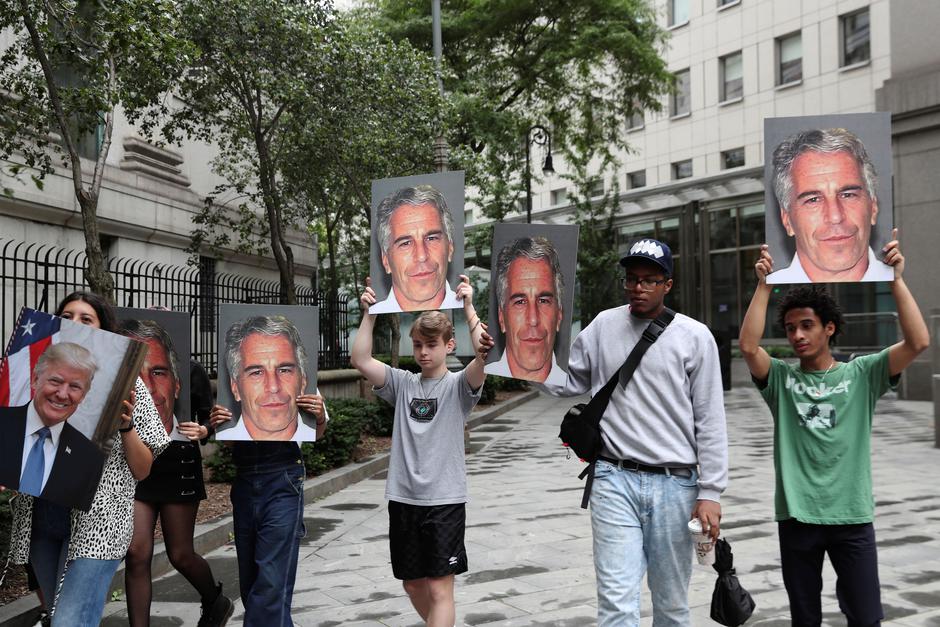 Demonstracije protiv Jeffreya Epsteina