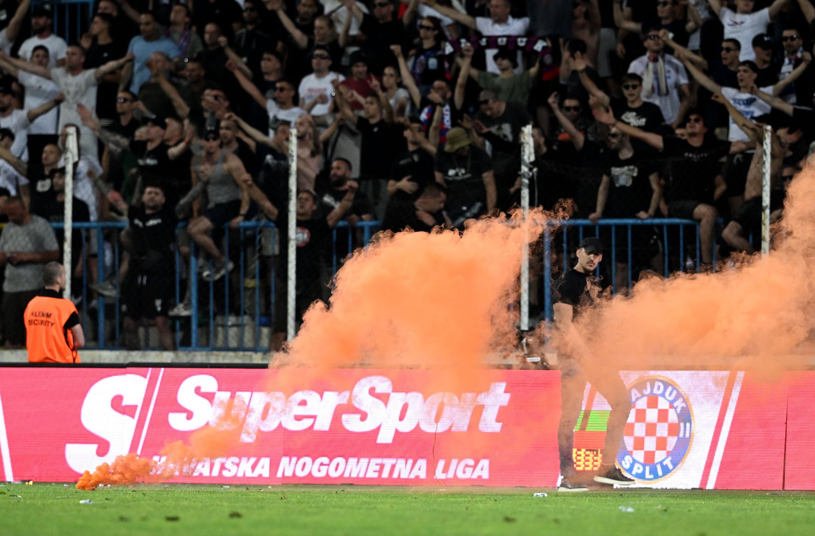 Vatrogasci su imali pune ruke posla, a sve je stalo nakon dobrih desetak minuta