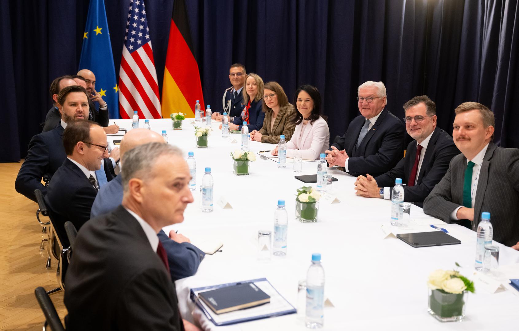 14 February 2025, Bavaria, Munich: Federal President Frank-Walter Steinmeier, J.D. Vance, Vice President of the United States of America, and Annalena Baerbock (Alliance 90/The Greens), Foreign Minister, meet for talks at the Munich Security Conference. The 61st Munich Security Conference (MSC) will take place from February 14 to 16, 2025 at the Hotel Bayerischer Hof in Munich. Photo: Sven Hoppe/dpa Photo: Sven Hoppe/DPA