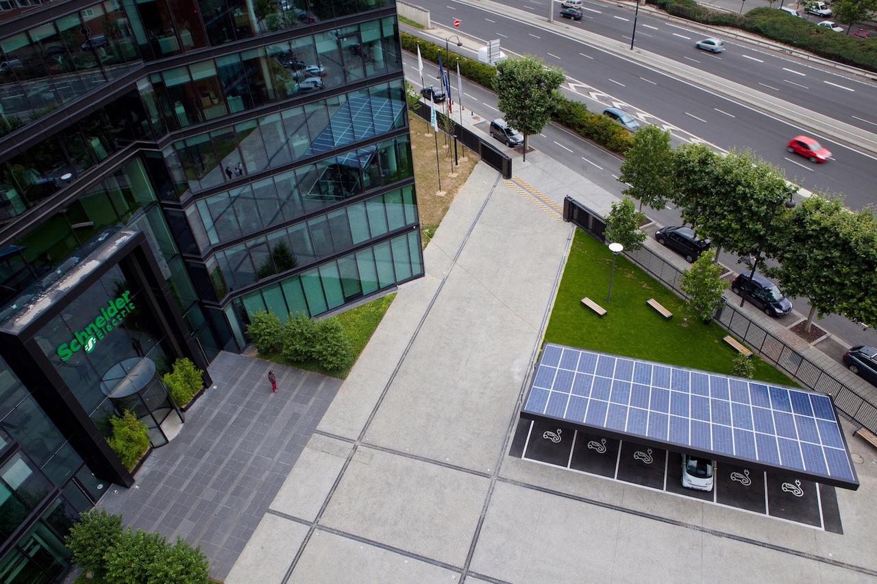 Korporacija Schneider Electric