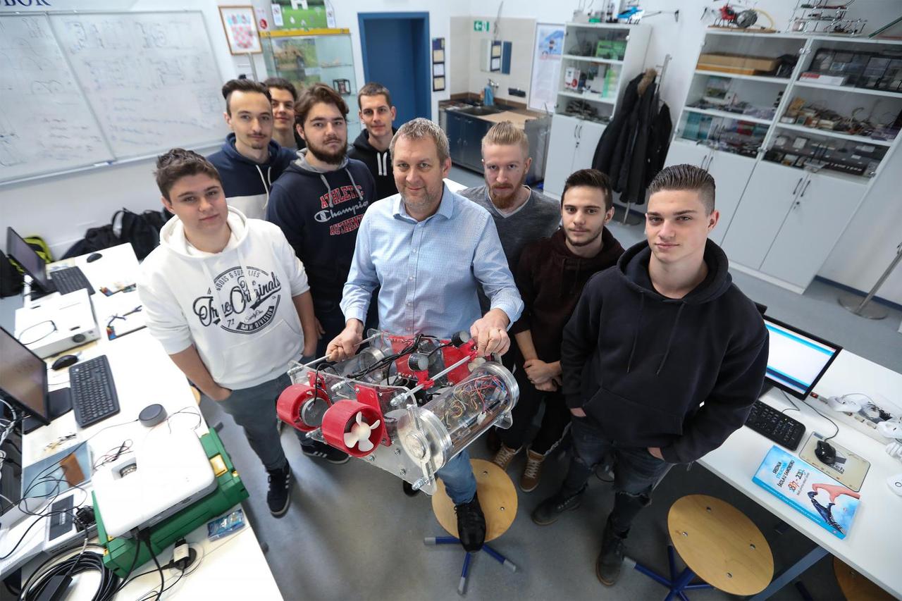 Srednja strukovna škola