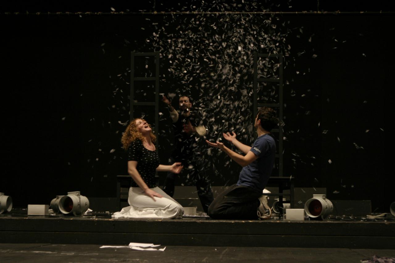 Život lude, HNK Rijeka 