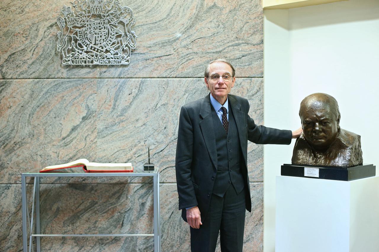 13.11.2015., Zagreb - Britanski ambasador u Hrvatskoj Ian Cameron Cliff. Photo: Sanjin Strukic/PIXSELL