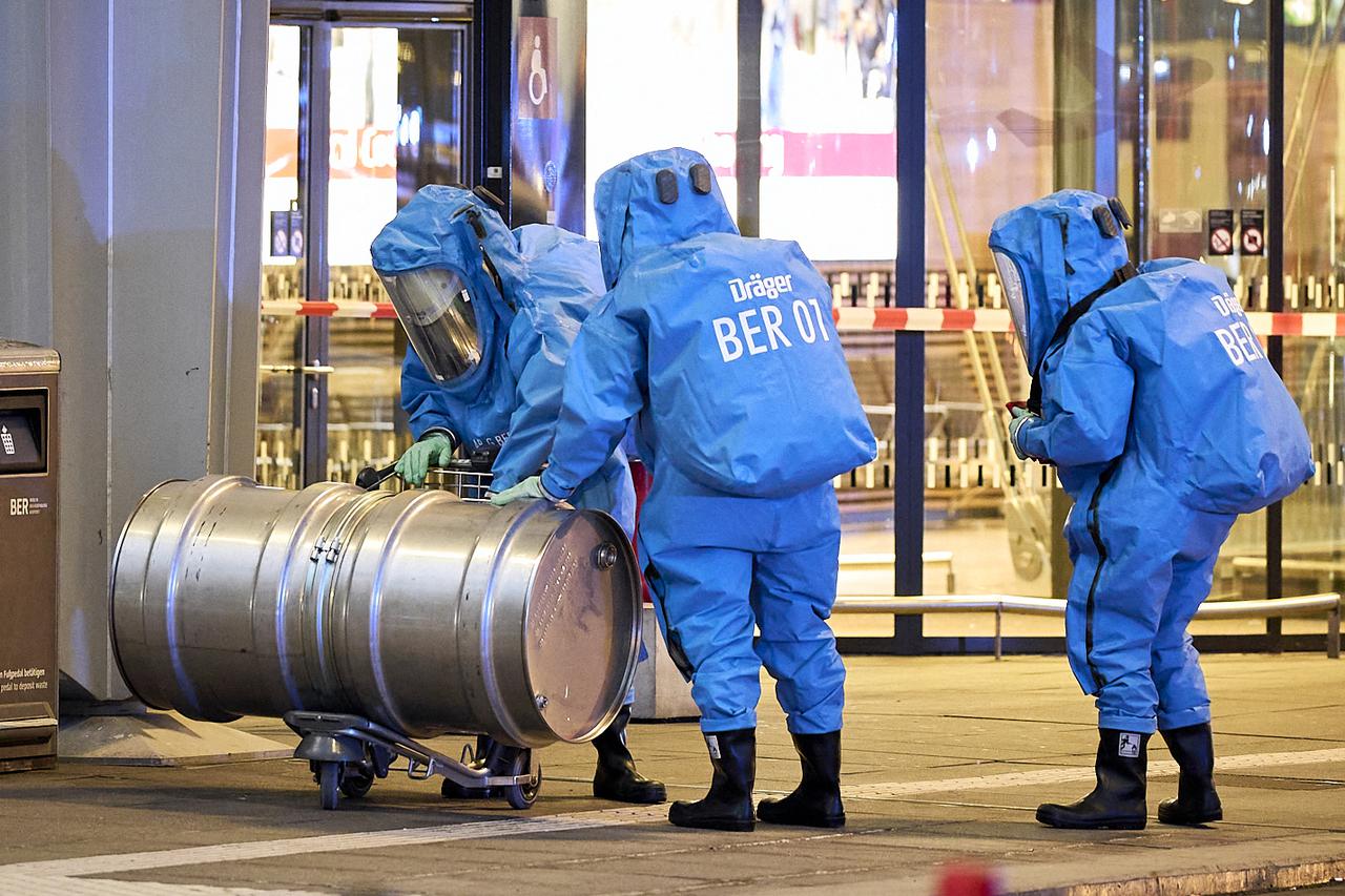 Policija evakuirala Terminal 1 berlinske zra?ne luke zbog sumnje na opasnu tvar