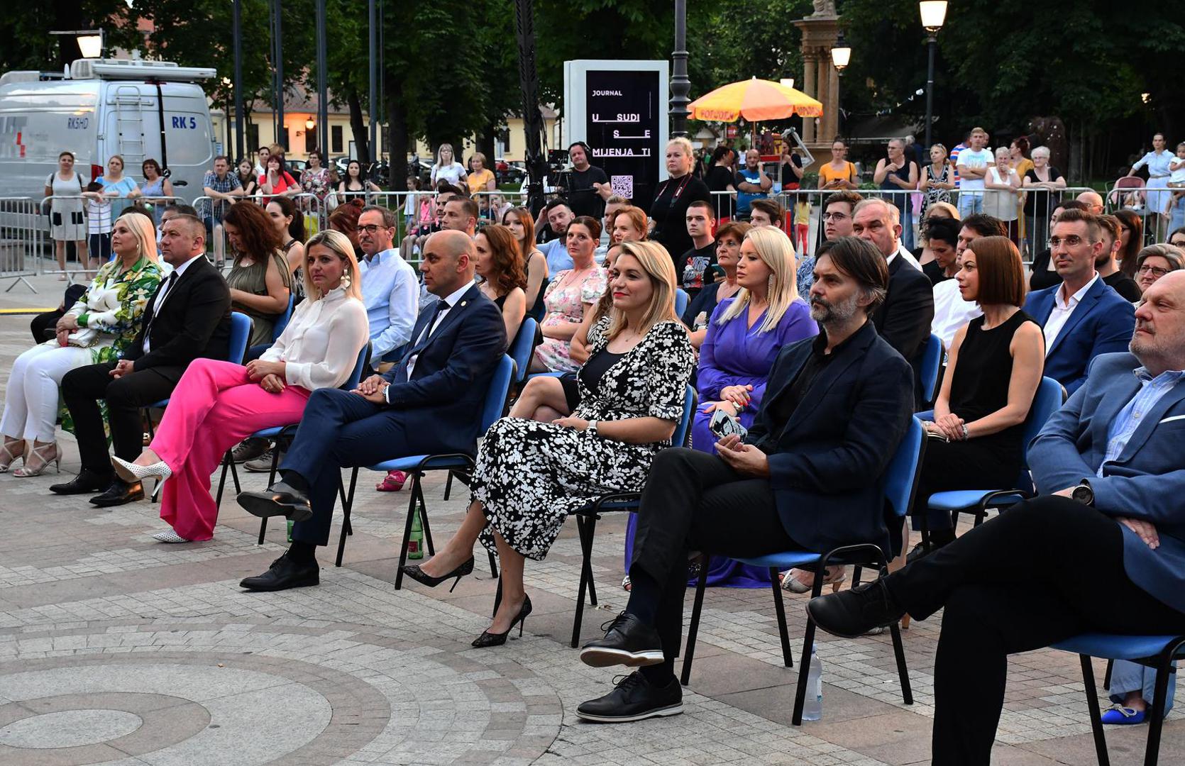 24.06.2022., Vinkovci - Zavrsna svecanost projekta Vecernjeg lista Moja.hr. Damir Dekanic, Nikolina Brnjac, Drazen Klaric, Renato Ivanus Photo: Ivica Galovic/PIXSELL