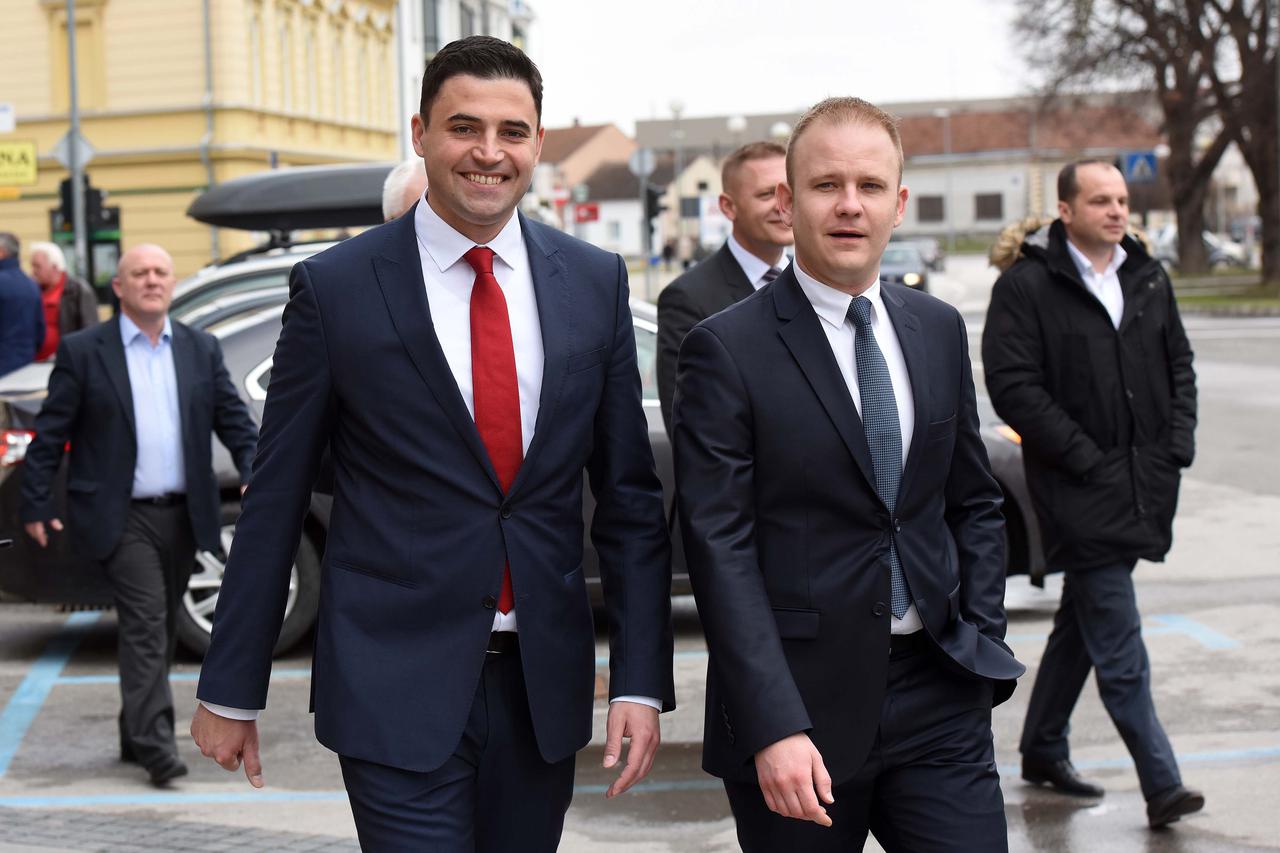 07.03.2017., Koprivnica - Celnici stranaka SDP-a, HSS-a, HSU-a, Hrvatskih laburista i stranke Naprijed Hrvatska potpisali su Deklaraciju o dobrom drustvu. Davor Bernardic i Misel Jaksic. Photo: Vjeran Zganec Rogulja/PIXSELL