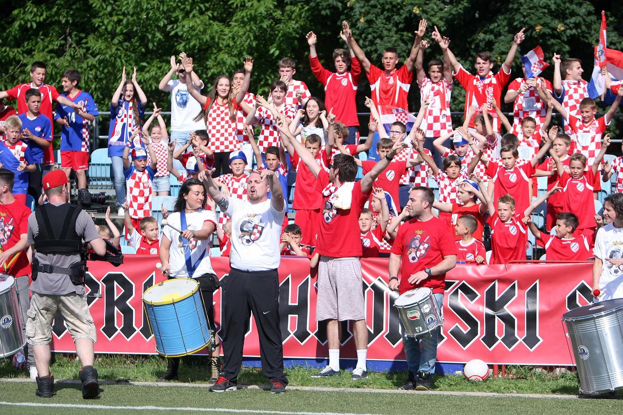 Hrvatski sine spot