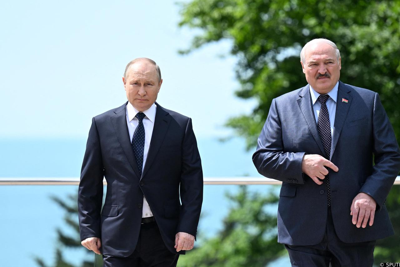 Russian President Putin and Belarusian President Lukashenko attend a meeting in Sochi