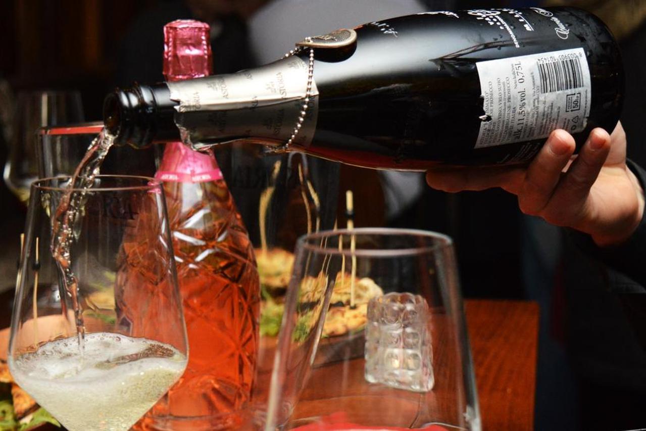 prosecco Astoria