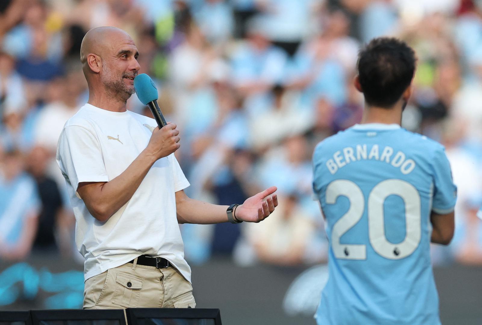 Mateo Kovačić je u 59. minuti zamijenio Bernarda Silvu, koji se također oprostio od navijača "Građana". Joško Gvardiol je u 78. minuti zamijenio Johna Stonesa, još jednog igrača koji je danas odigrao posljednju utakmicu u nebesko plavom dresu.