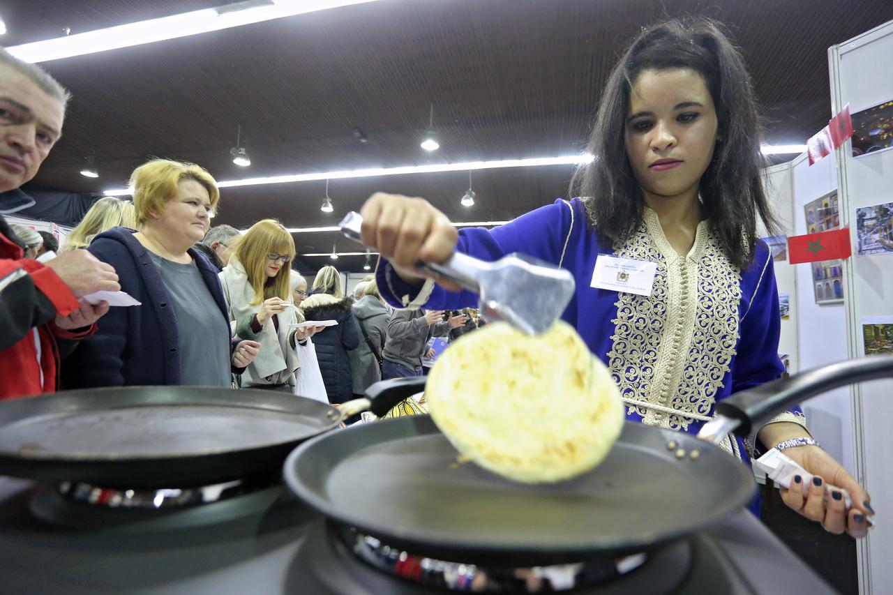 24. božićni sajam Međunarodnog kluba žena