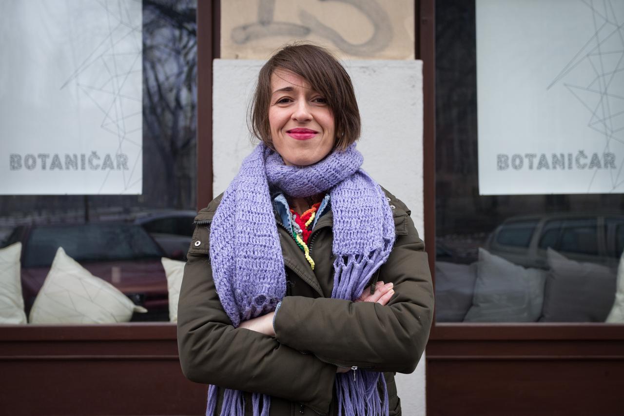 Sanja Baković, osnivačica platforme Odvalimo se poezijom