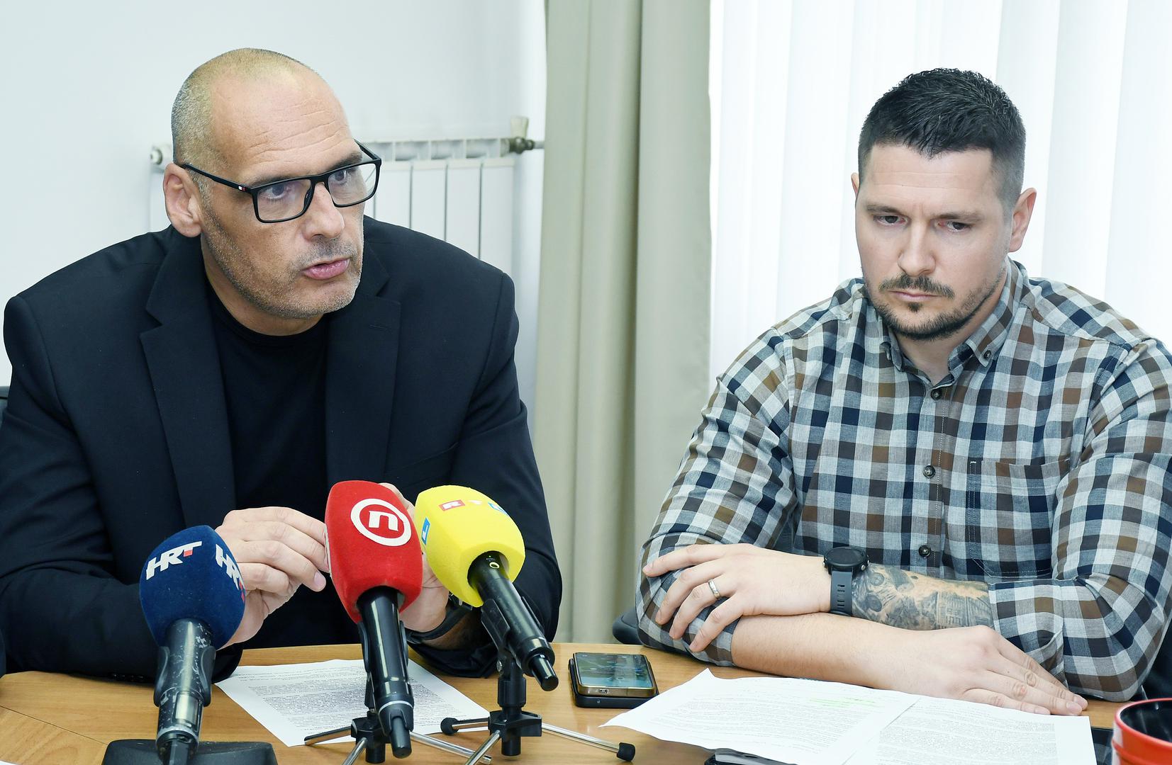 Galerija: FOTO U kući pronašli više od 2,7 kilograma marihuane i ...