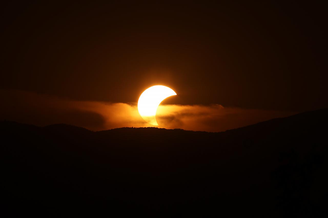 Pomrčina sunca u Rijeci 