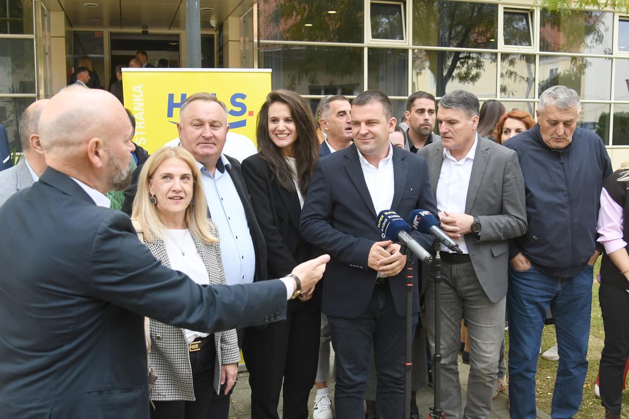 Bjelovar: HSLS i Zaklada Friedrich Naumann održali strateške konzultacije za svoje vijećnike, načelnike i gradonačelnike