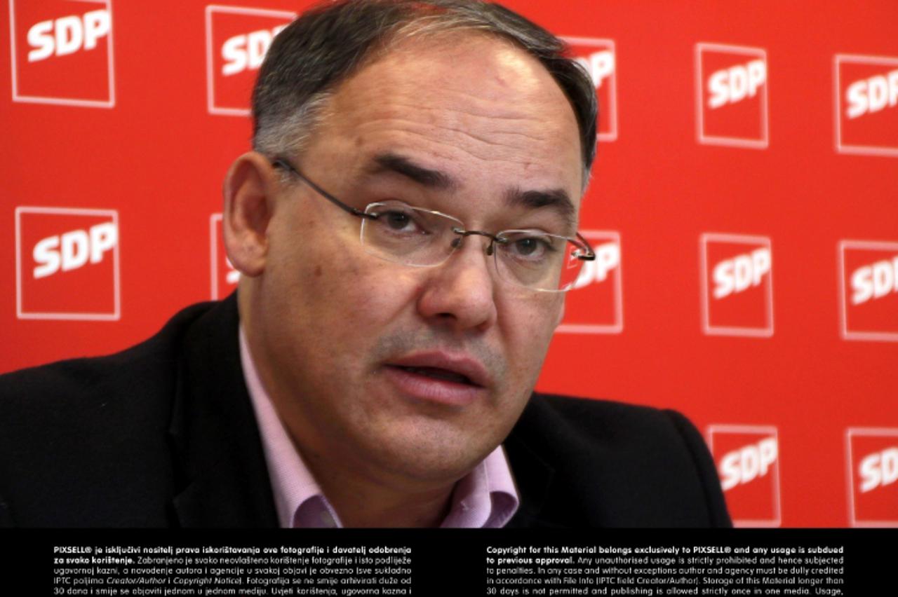 '03.01.2013., Pula - Konferencija za medije SDP-a gdje je Damir Kajin dobio podrsku za kandidaturu za istarskog zupana. Na konferenciji su nazocili Ada Damijanac, Radovan Cvek i Damir Kain. Konferenci