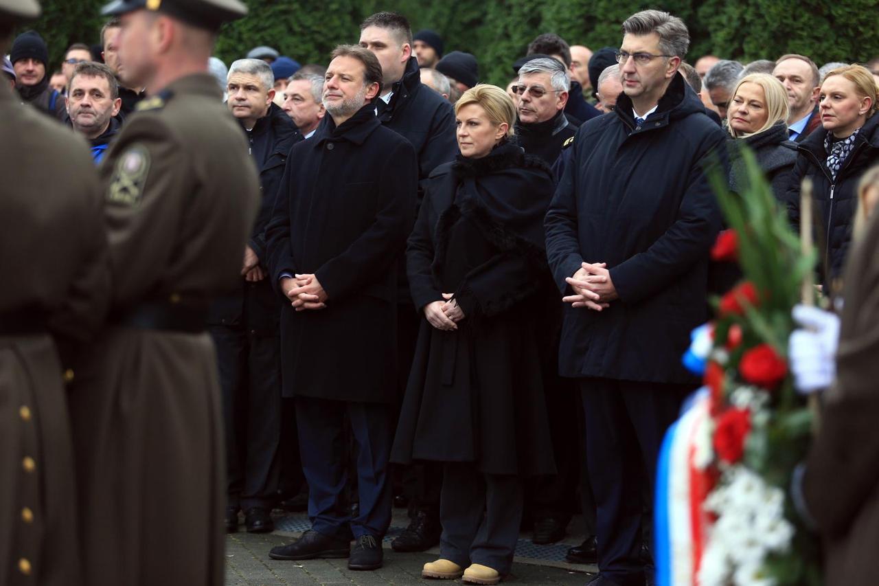 Memorijalno groblje u Vukovaru