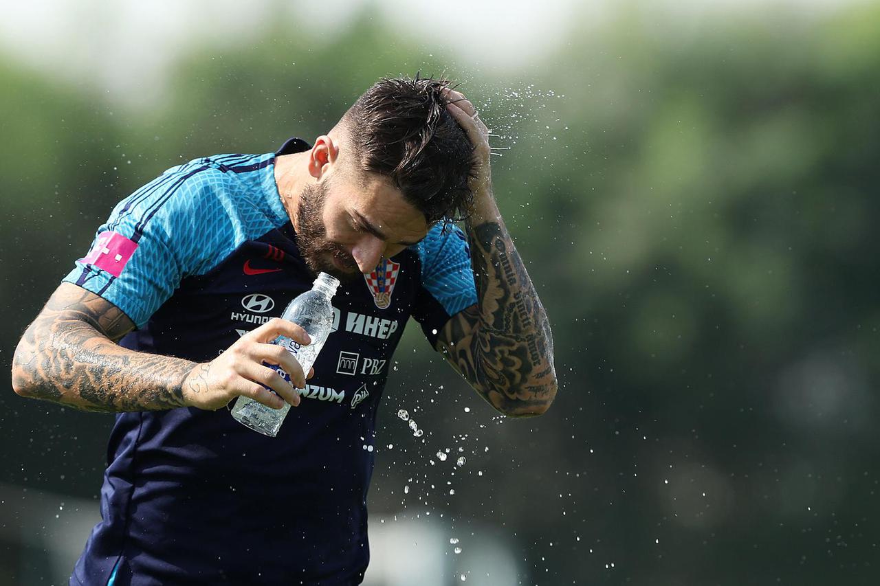 Doha: Marko Livaja trenirao sam i polijevao se bocom vode