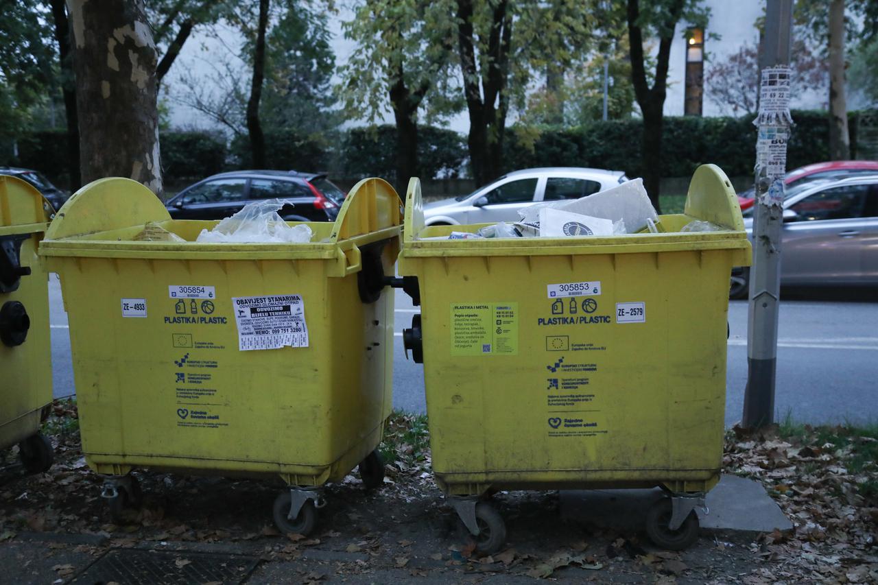 Zagreb: Reportaža o nedostatku koševa za smeće u Voltinom