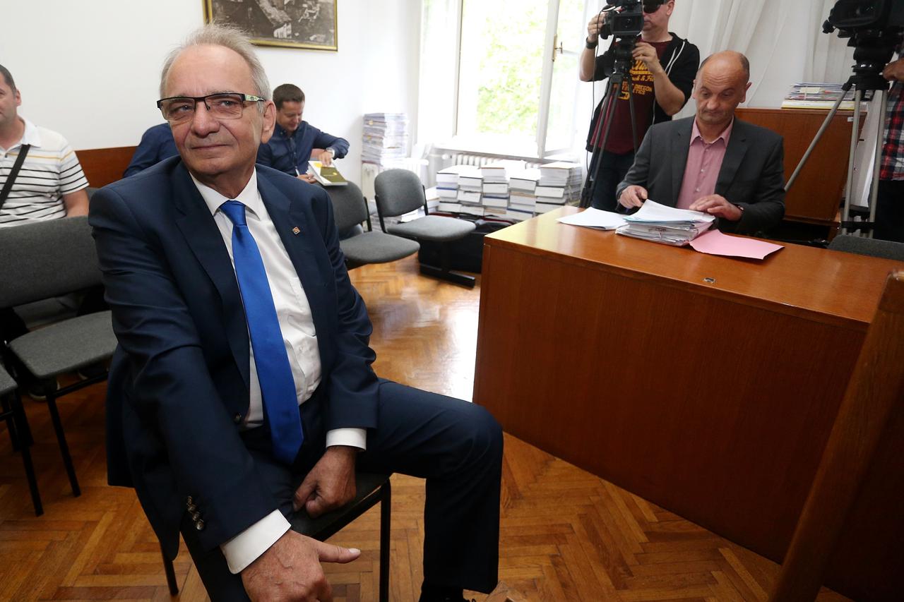 Zagreb: Nastavak suđenja Branimiru Glavašu za slučajeve Selotejp i Garaža
