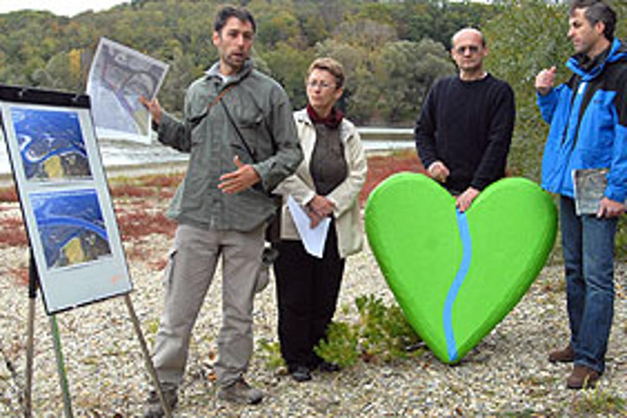 Prosvjed protiv Hrvatskih voda