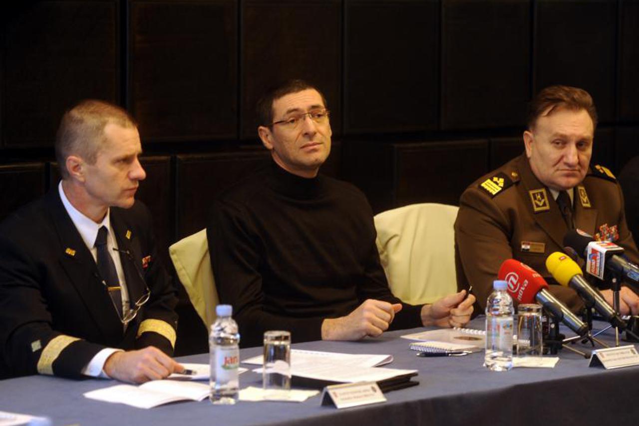 Ante Kotromanović portal (1)