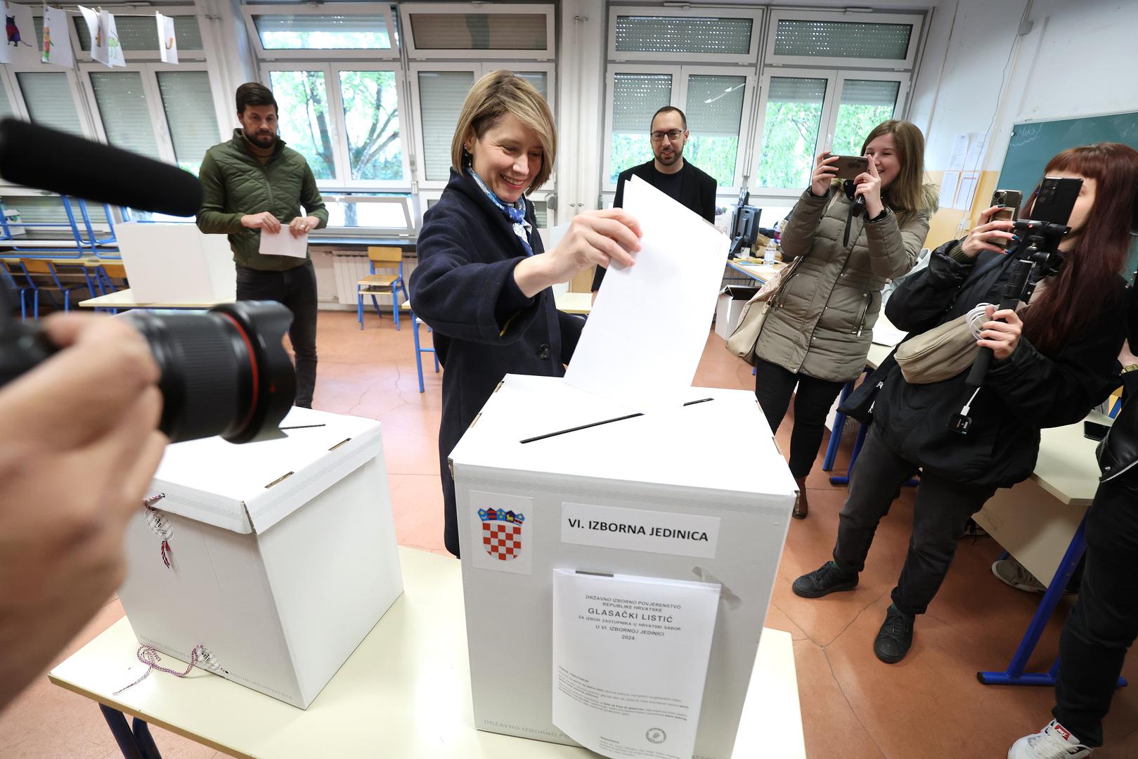 Ne samo da me podržava u svemu što radim, već je i sama aktivno uključena u to. Članica je i Zagreb je naš i Možemo!, dijelimo iste političke vrijednosti i njezina mi je potpora jako bitna."