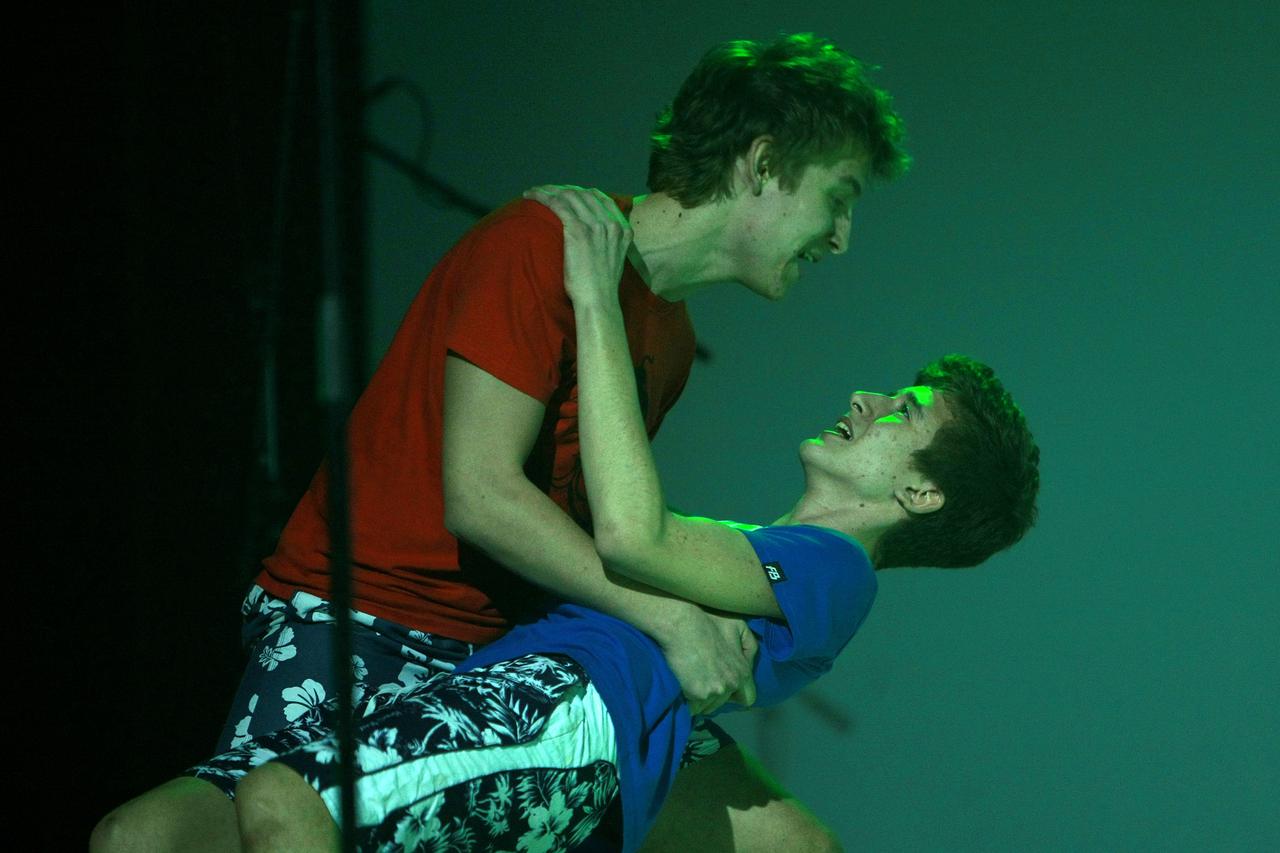 18.03.2011., Studentski centar, Savska cesta 25, Zagreb - U povodu Dana skole i u sklopu Dana otvorene nastave u Gimnaziji Titusa Brezovackog odrzan je humanitarni koncert pod nazivom Supertalenti diletanti. Prihod od koncerta namijenjen je djeci iz Kuce 